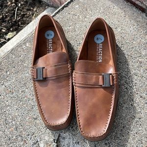 NWOT Reaction by Kenneth Cole Loafers. 👞